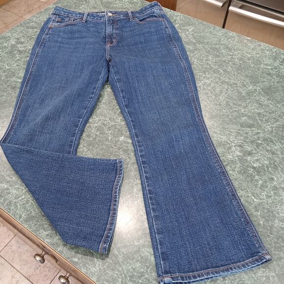 Old Navy Womens Sz 8 Dark Wash High Rise Vintage Cropped Flare Denim Jeans Cool - Picture 1 of 11